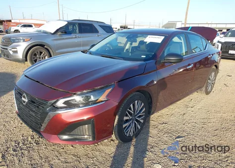 2025 Nissan Altima Sv Fwd z USA, uszkodzony, nr VIN 1N4BL4DV2SN325645